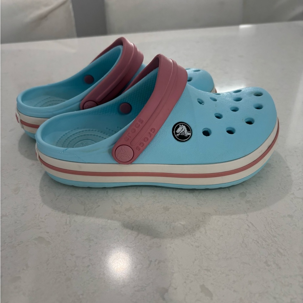 CROCS Kids Aqua Blue Pink Strap Clog Water Shoes - Picture 4 of 13